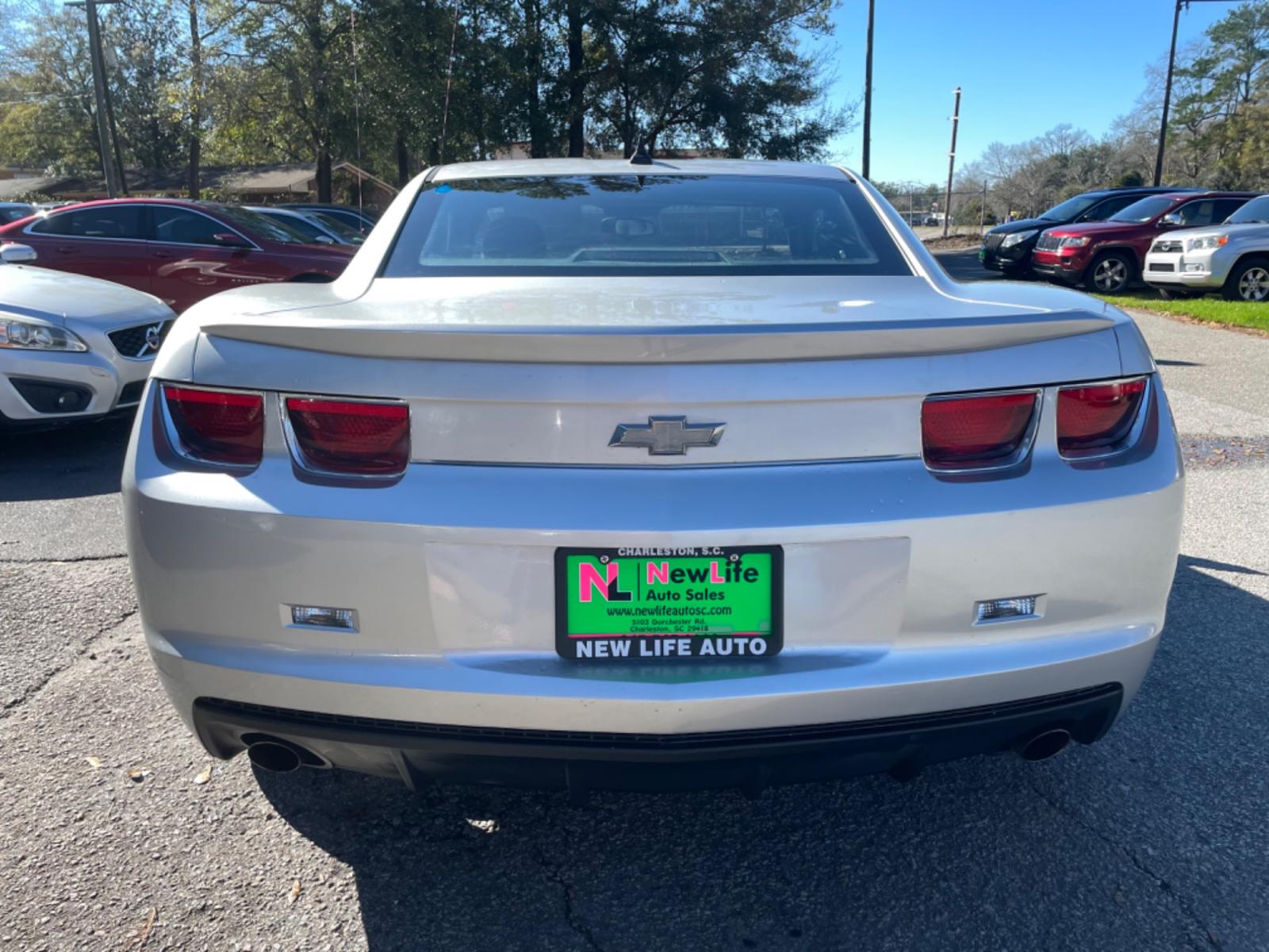 2012 SILVER CHEVROLET CAMARO LS (2G1FE1E30C9) with an 3.6L engine, 6-Speed Manual transmission, located at 5103 Dorchester Rd., Charleston, SC, 29418-5607, (843) 767-1122, 36.245171, -115.228050 - Photo #5