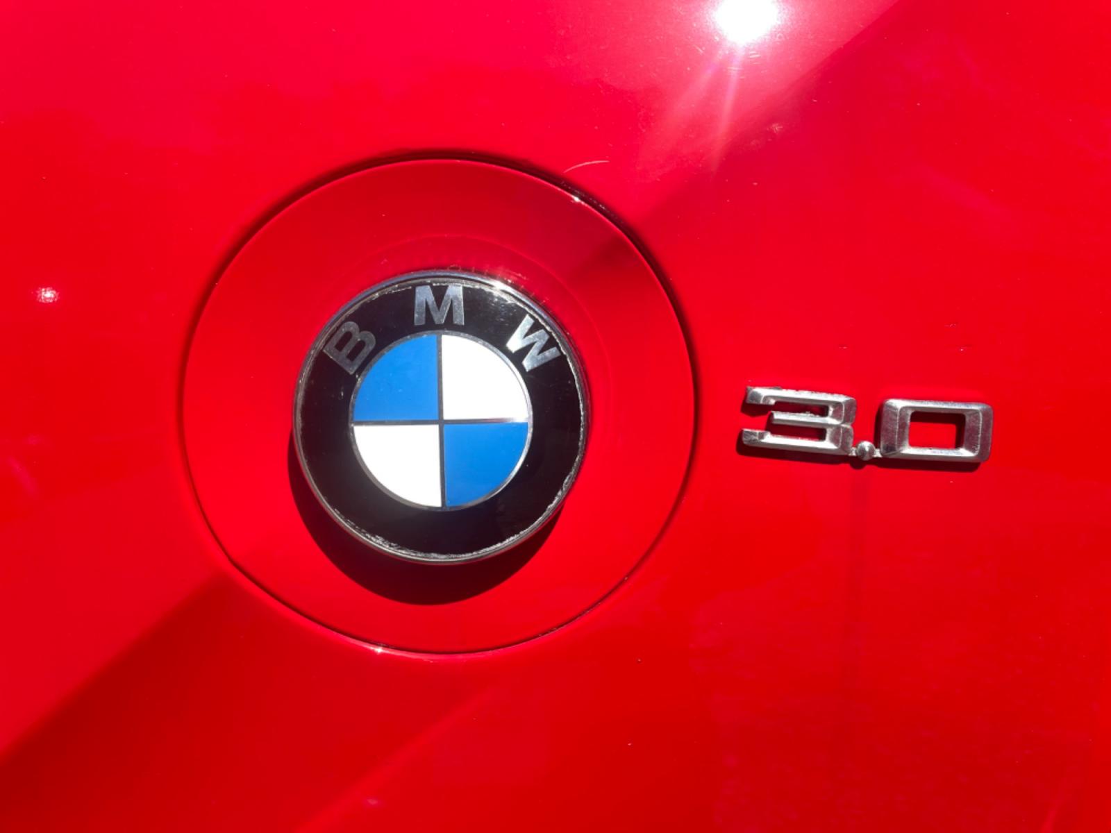 2005 RED BMW Z4 3.0 (4USBT53535L) with an 3.0L engine, 6-Speed Manual transmission, located at 5103 Dorchester Rd., Charleston, SC, 29418-5607, (843) 767-1122, 36.245171, -115.228050 - Photo #15