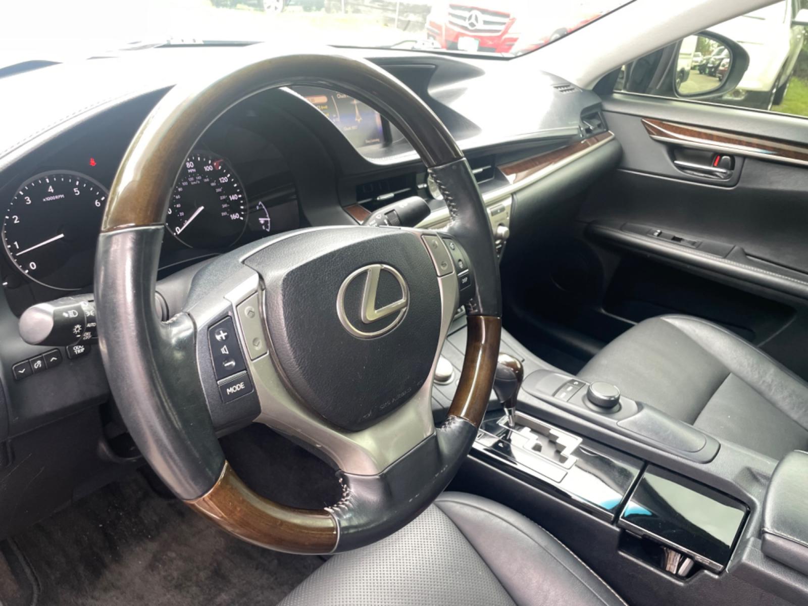 2015 BLACK LEXUS ES 350 (JTHBK1GG8F2) with an 3.5L engine, Automatic transmission, located at 5103 Dorchester Rd., Charleston, SC, 29418-5607, (843) 767-1122, 36.245171, -115.228050 - Photo #21