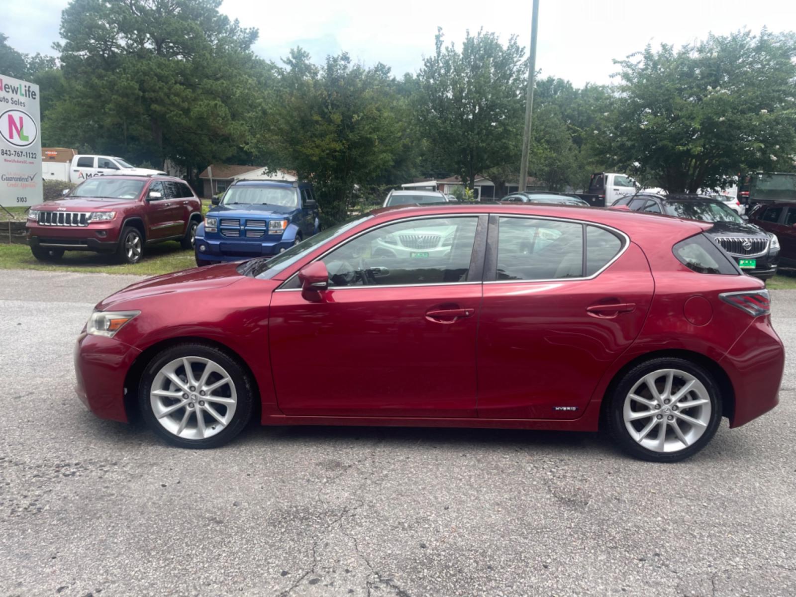 2013 RED LEXUS CT 200 (JTHKD5BH3D2) with an 1.8L engine, Automatic transmission, located at 5103 Dorchester Rd., Charleston, SC, 29418-5607, (843) 767-1122, 36.245171, -115.228050 - Local Trade-in with Leather, Sunroof, CD/AUX/Sat/Bluetooth, Navigation, Backup Camera, Dual Climate Control, Power Everything (locks, seats, mirrors), Heated Seats, Push Button Start, Keyless Entry, Alloy Wheels. Only 106k miles! Located at New Life Auto Sales! 2018-2023 Top 5 Finalist for Charlest - Photo #2