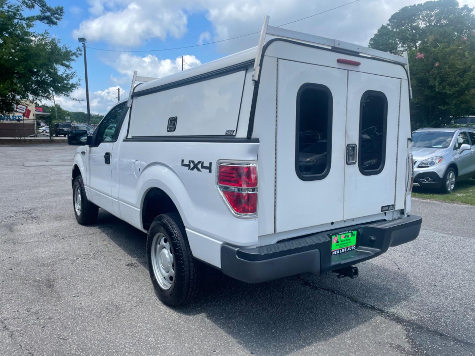 2014 WHITE FORD F150 XL (1FTMF1EM5EF) with an 3.7L engine, Automatic transmission, located at 5103 Dorchester Rd., Charleston, SC, 29418-5607, (843) 767-1122, 36.245171, -115.228050 - Photo #4