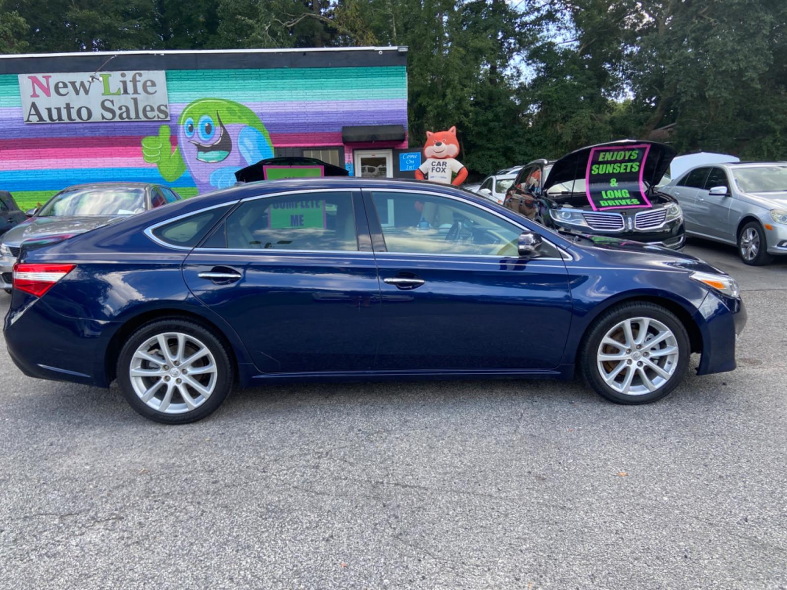 2013 BLUE TOYOTA AVALON BASE (4T1BK1EB3DU) with an 3.5L engine, Automatic transmission, located at 5103 Dorchester Rd., Charleston, SC, 29418-5607, (843) 767-1122, 36.245171, -115.228050 - Clean interior with Leather, Sunroof, Navigation, Backup Camera, CD/AUX/USB/Bluetooth, Dual Climate Control, Power Everything (windows, locks, seats, mirrors), Heated/Memory Seats, Push Button Start, Keyless Entry, Alloy Wheels. 124k miles Located at New Life Auto Sales! 2018-2023 Top 5 Finalist fo - Photo #7