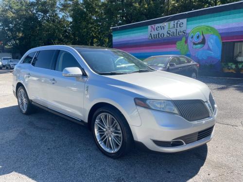 2014 LINCOLN MKT - Fully Loaded, Luxury 3rd Row! Low Miles!!